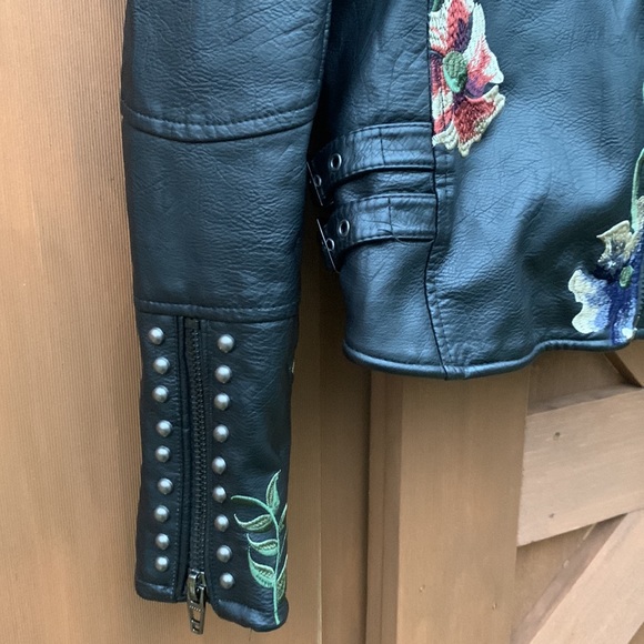 Faux Leather Moto Jacket - Picture 4 of 9